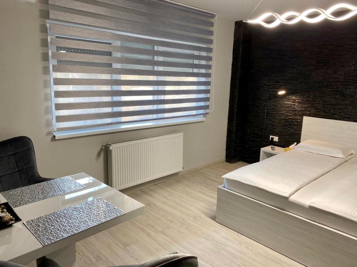 Apartament Catalin 1 Arad Zewnętrze zdjęcie